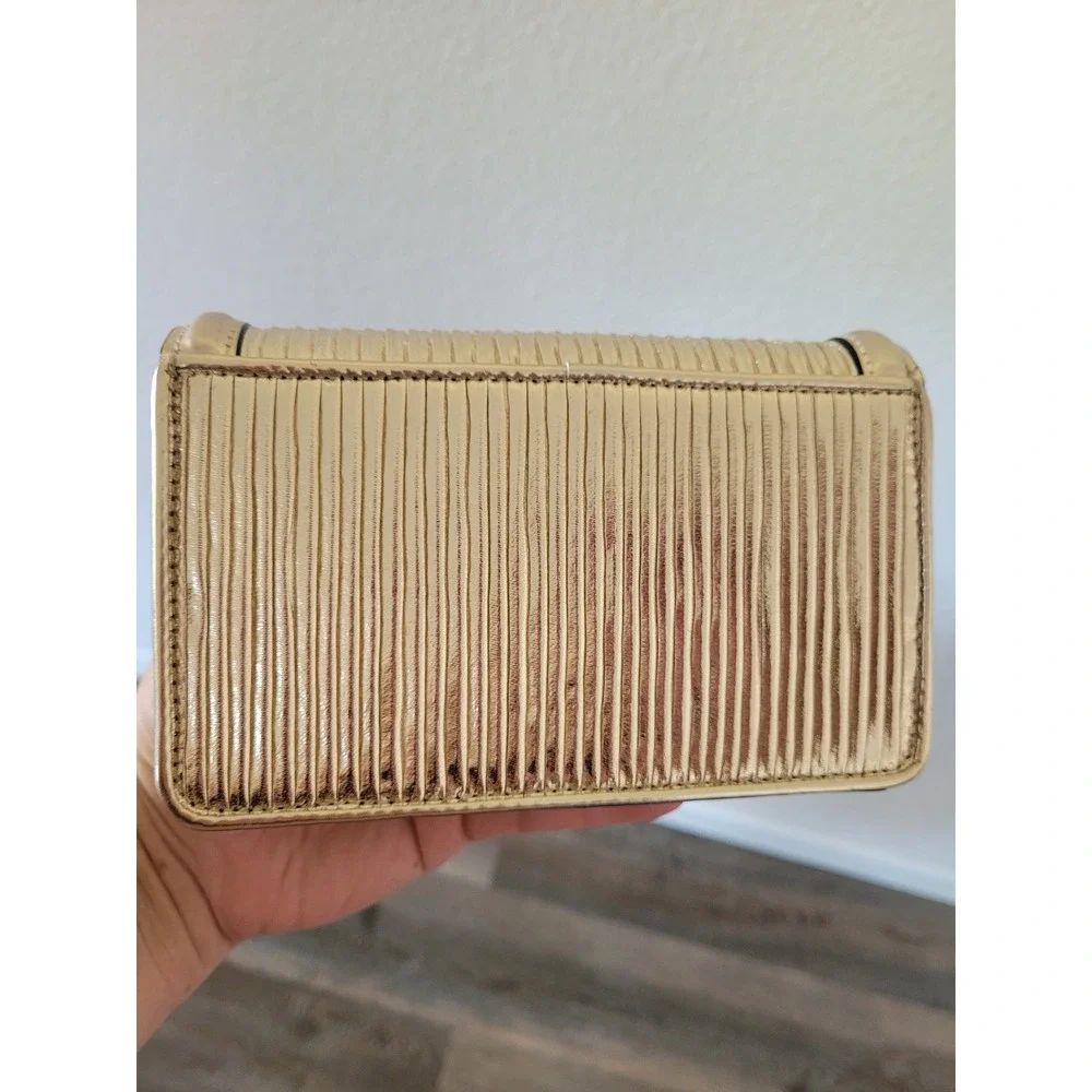 Victoria's Secret Gold Metallic Pleated Wallet VS Logo Snap Organizer Clutch #8 - Picture 3 of 5